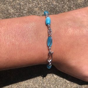 Handmade turquoise beaded bracelet